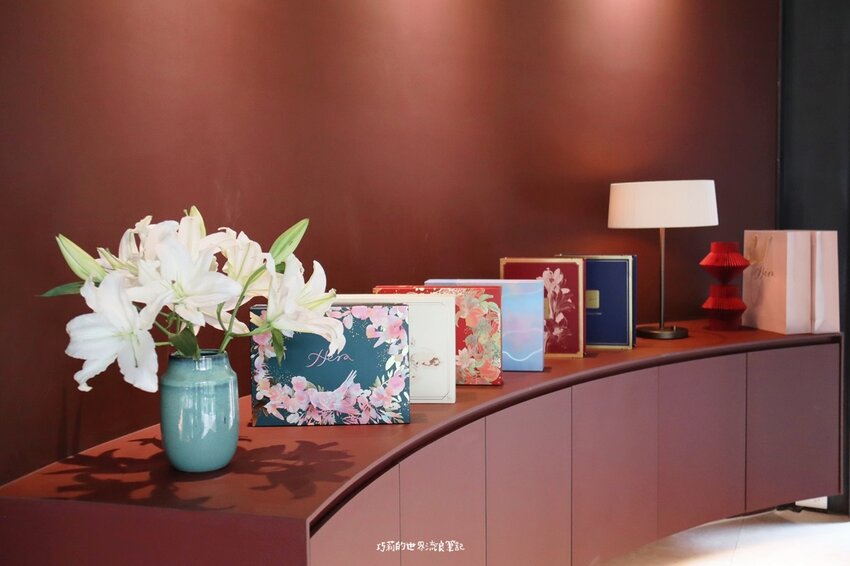台中喜餅推薦 | Hera 赫拉 頂級喜餅，台中七期最美喜餅店，在玻璃屋一見鍾情的西式手工喜餅