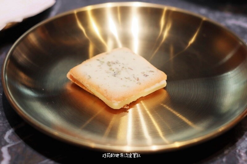 台中喜餅推薦 | Hera 赫拉 頂級喜餅，台中七期最美喜餅店，在玻璃屋一見鍾情的西式手工喜餅