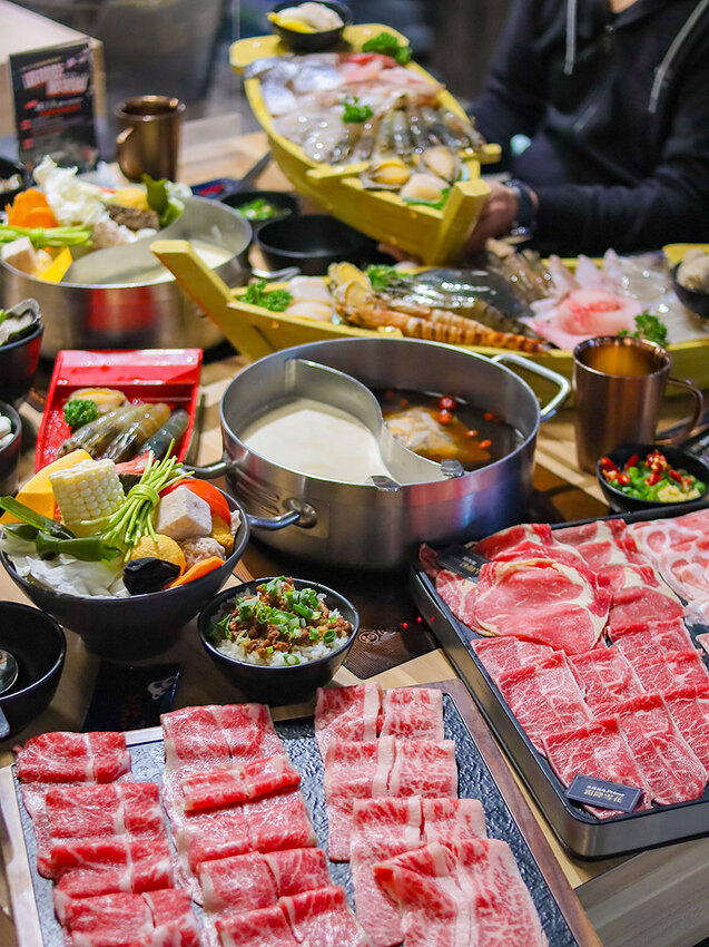 藏王極上鍋物新竹店 | 藏身於都市中的極上美味 浮誇海鮮高級肉品現點現切 火鍋文化鍋物之王
