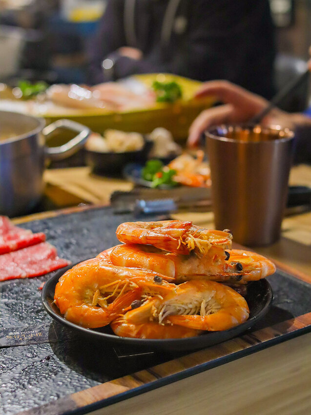 藏王極上鍋物新竹店 | 藏身於都市中的極上美味 浮誇海鮮高級肉品現點現切 火鍋文化鍋物之王