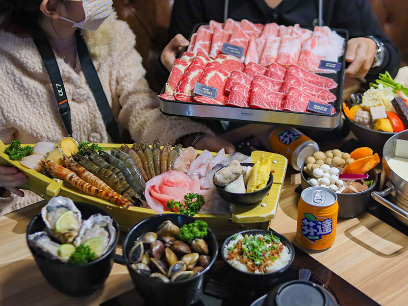 藏王極上鍋物新竹店 | 藏身於都市中的極上美味 浮誇海鮮高級肉品現點現切 火鍋文化鍋物之王