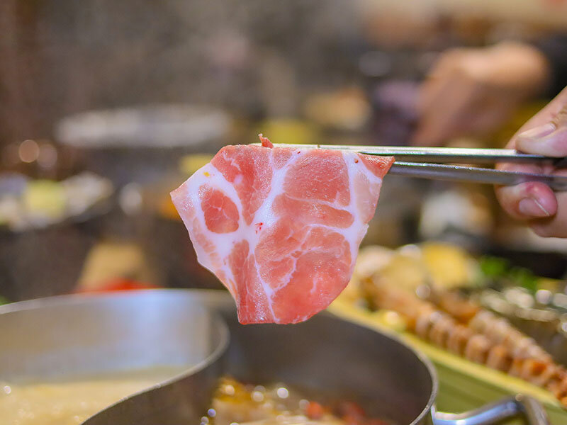 藏王極上鍋物新竹店 | 藏身於都市中的極上美味 浮誇海鮮高級肉品現點現切 火鍋文化鍋物之王