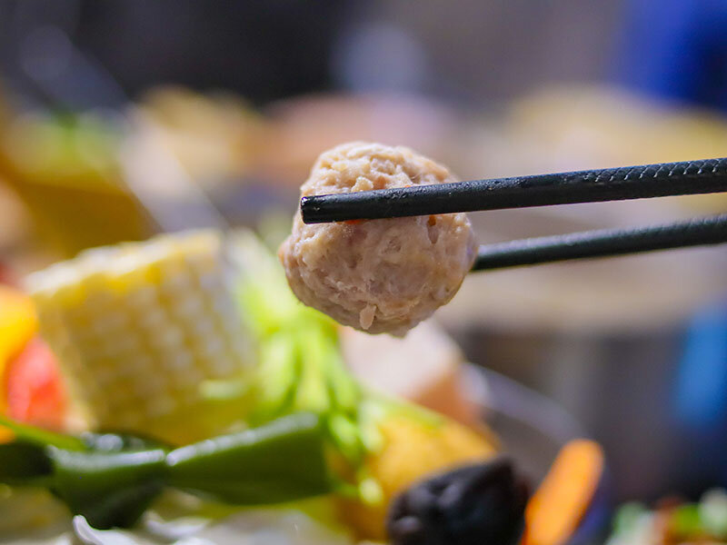 藏王極上鍋物新竹店 | 藏身於都市中的極上美味 浮誇海鮮高級肉品現點現切 火鍋文化鍋物之王