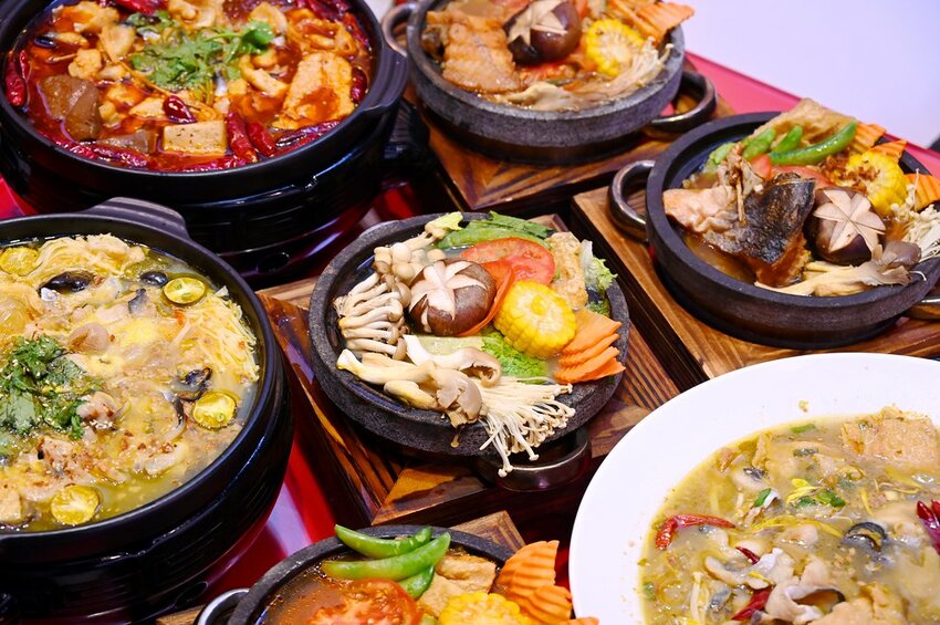 台中新開幕酸菜魚麻辣牛一個人也能吃好飽/酸麻帶勁 現燙桑拿麵豐盛好吃_江小漁酸菜魚火鍋