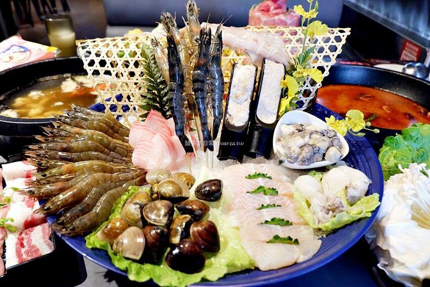 肉多多火鍋豐原太平洋店，268元起鮮蔬自助吧、飲料冰品、多種麵食吃到飽，台中火鍋迷必吃名店，樂多多集團 - 🍎 蘋果話日常🍎
