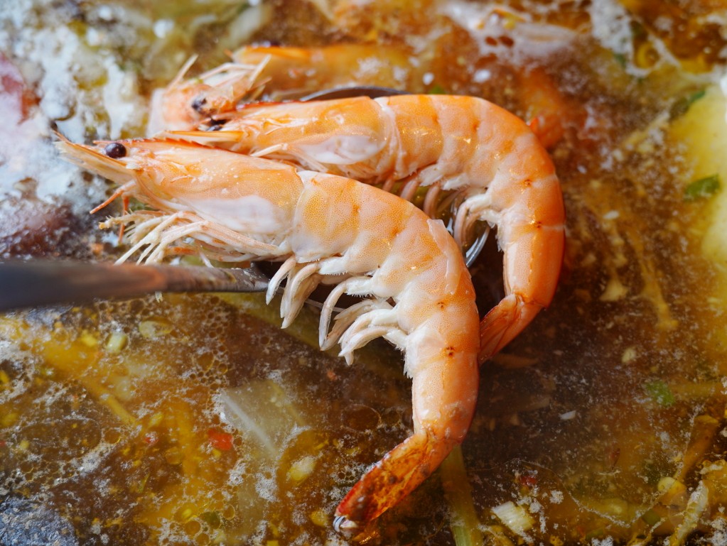 台中市豐原區肉多多火鍋台中豐原太平洋店｜美牛豬大聯萌25oz超大肉盤，爆炒川府麻辣湯香氣四溢，降肉!降肉!【豐原地區火鍋推薦】