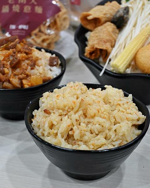 珍好味職人鍋物∥鳳山區美食∥多種百元鍋物∥雪淇冰、白飯、飲品無限享用∥另有牛肉爐真空及台南意麵禮盒組