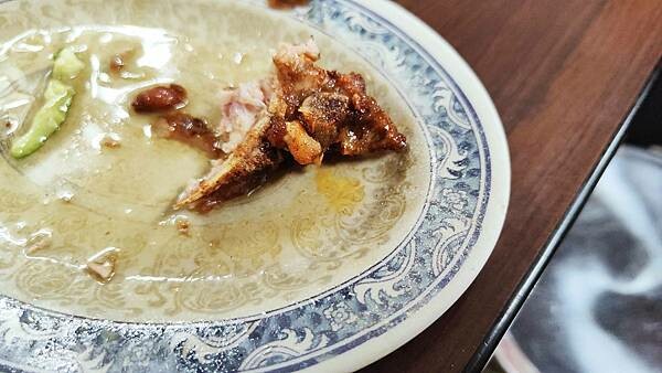 【台北美食】城中老牌牛肉拉麵大王｜台北車站附近帶有濃厚特色的爆推美食