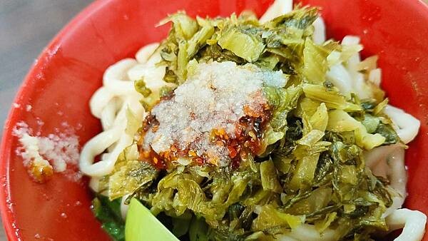 【台北美食】城中老牌牛肉拉麵大王｜台北車站附近帶有濃厚特色的爆推美食