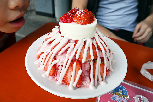 花蓮一心泡泡冰｜老店新產品｜不只有泡泡冰，牛奶雪花冰也超好吃