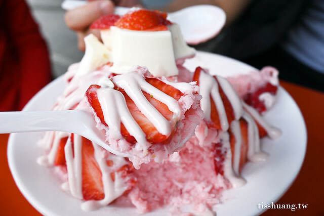 花蓮一心泡泡冰｜老店新產品｜不只有泡泡冰，牛奶雪花冰也超好吃