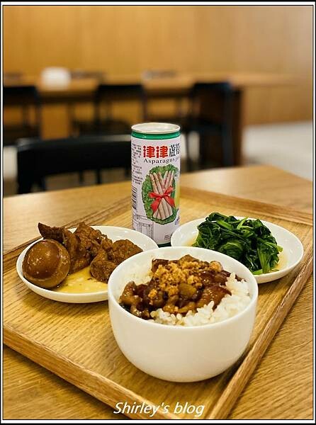 捷運南京復興站 ‧ 滷肉飯店