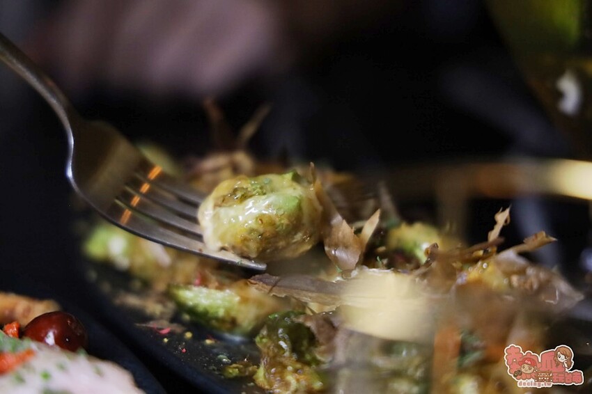 【高雄酒吧】南喃至嶼 nan nan！隱身在巷弄內的人氣酒吧，少見的泰奶調酒也太好喝了吧~ - 熱血玩台南。跳躍新世界