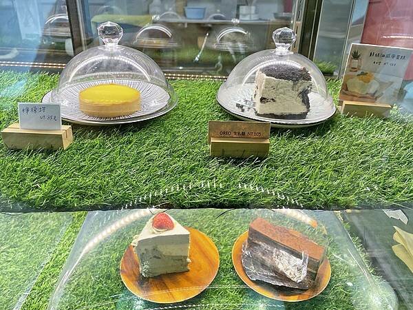 林口中山│職藝咖啡中山門市:安靜舒適的不限時質感咖啡店,看書辦公吃輕食│珍珠奶茶鬆餅、手做飯糰、百香果可爾必思氣泡飲【附菜單】