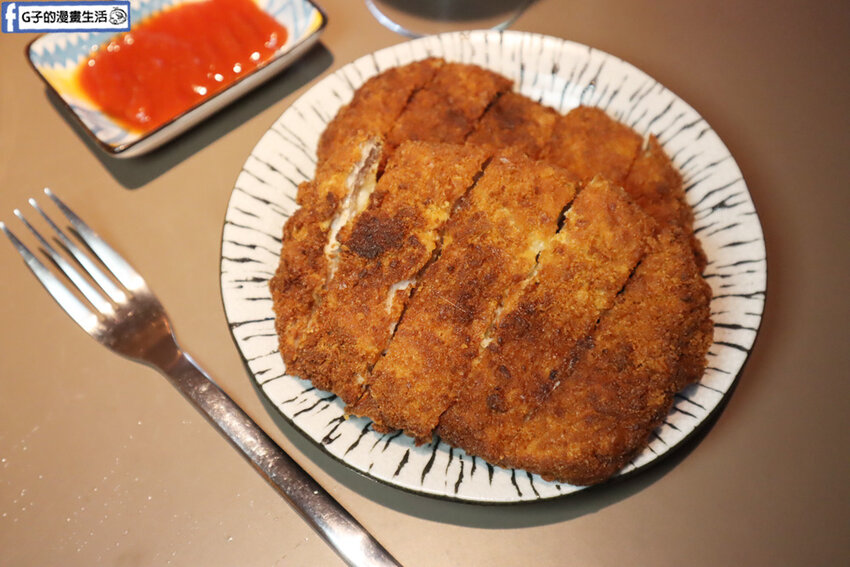 西門酒吧-Nonsense Cafe & Bar 無心戒酒互助會 武昌店.調酒.可帶外食