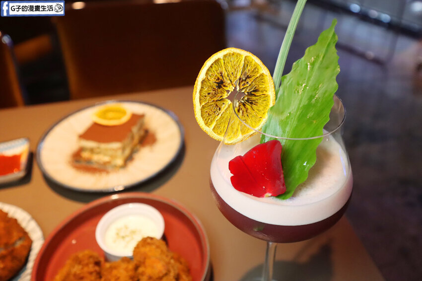 西門酒吧-Nonsense Cafe & Bar 無心戒酒互助會 武昌店.調酒.可帶外食