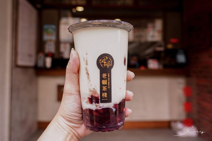 台中市場老字號飲料店,老賴茶棧推薦必喝豆香系列,還有QQ珍珠奶茶哦~ - 艾薇覓食趣