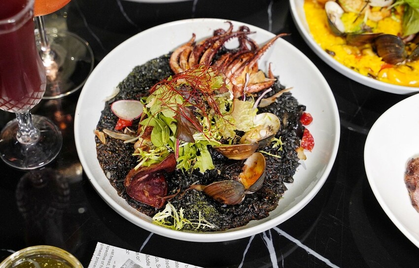 【帕朵拉義式餐廳】我的愛店不私藏!吃過絕對讓人念念不忘!燈光美、氣氛佳,餐點選擇多樣化,特別適合情侶約會、三五好友、家庭客來用餐! - 阿華田的美食日記