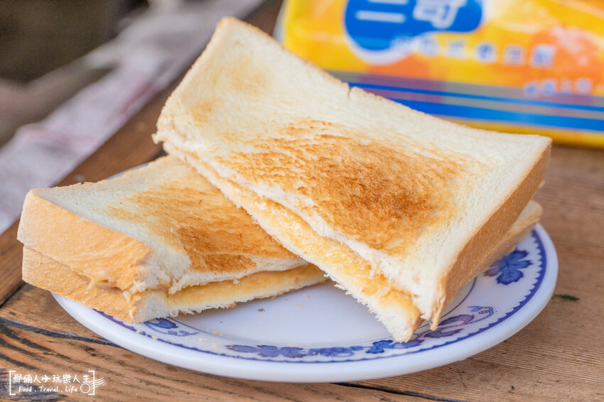 彰化傳統泡麵早餐店｜兒時的記憶，從小吃到大的早餐店，想不到現在還再賣～