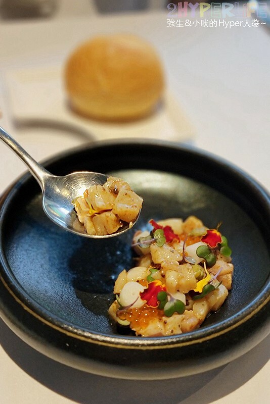 位於台中七期豪宅區的高檔牛排店，連續五年入選米其林指南推薦，適合慶生或情侶約會哦！