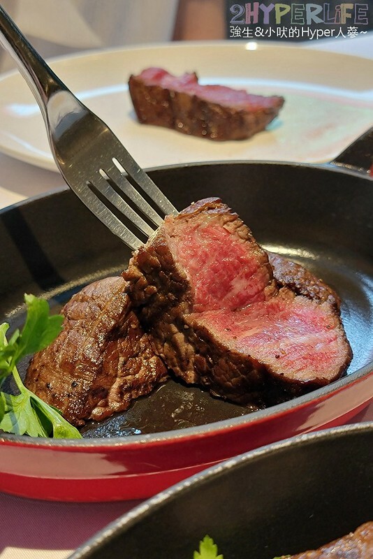 位於台中七期豪宅區的高檔牛排店，連續五年入選米其林指南推薦，適合慶生或情侶約會哦！