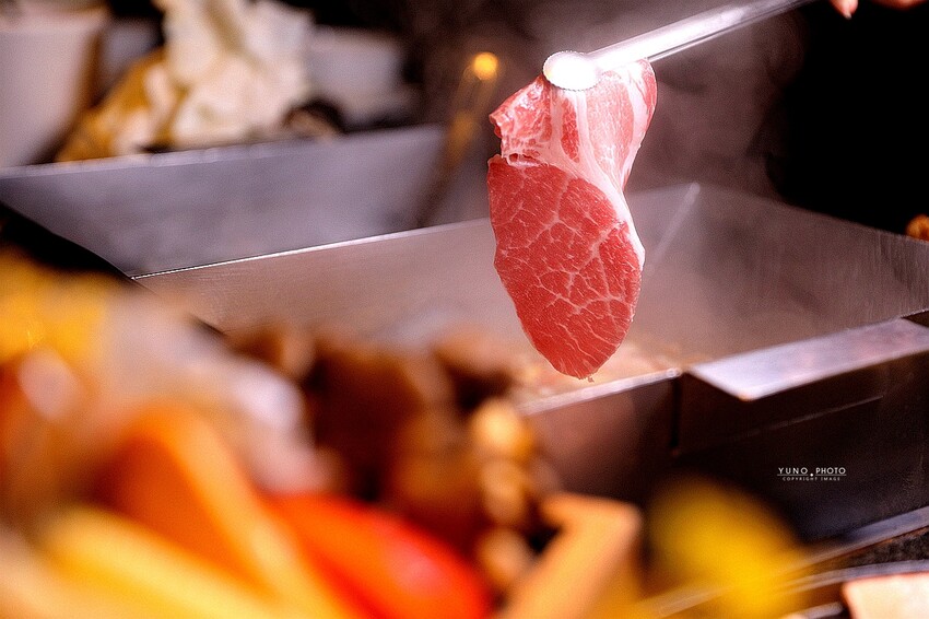 不到400元套餐 超過20種蔬菜鍋料 蔬菜熟食飲料無限吃到飽！專人服務剝蝦超享受｜昭日堂鍋煮