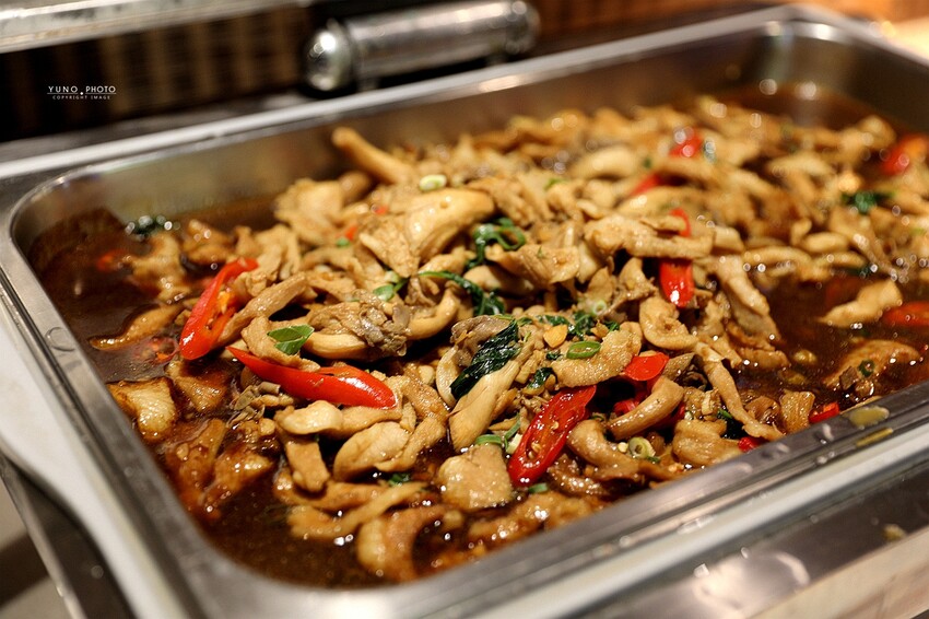 不到400元套餐 超過20種蔬菜鍋料 蔬菜熟食飲料無限吃到飽！專人服務剝蝦超享受｜昭日堂鍋煮