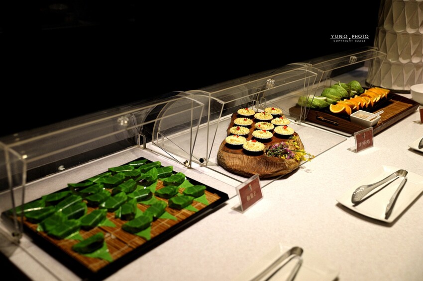 不到400元套餐 超過20種蔬菜鍋料 蔬菜熟食飲料無限吃到飽！專人服務剝蝦超享受｜昭日堂鍋煮