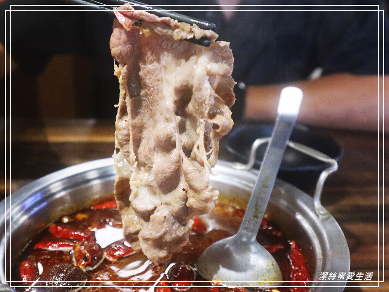 孫太太嚴選超市火鍋-桃園中壢/平日限定!最新好康優惠-239元起.個人輕火鍋套餐~滷肉飯麻辣鴨血吃到飽.外加飲料無限喝還免收服務費 - 潔絲蜜愛生活