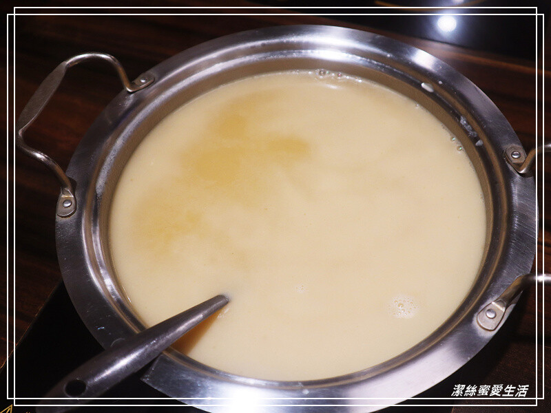 孫太太嚴選超市火鍋-桃園中壢/平日限定!最新好康優惠-239元起.個人輕火鍋套餐~滷肉飯麻辣鴨血吃到飽.外加飲料無限喝還免收服務費 - 潔絲蜜愛生活