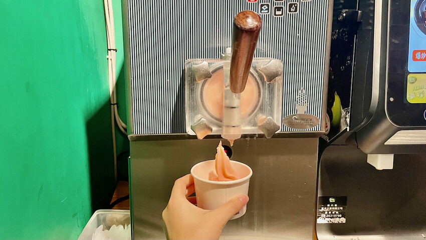 [林口火鍋] 超人氣排隊名店「狂一鍋 台式火鍋」不限時吃到飽 中午限定鍋物只要299元！