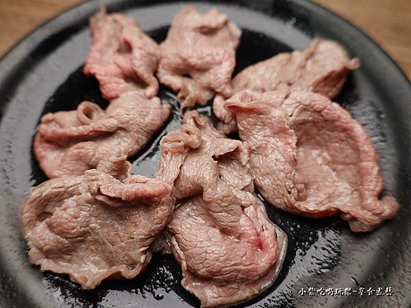 澳洲M9和牛 -孫太太嚴選超市火鍋桃園店 (1).jpg