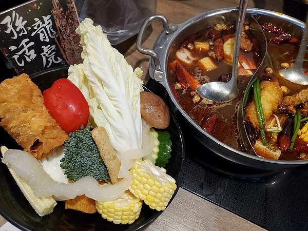 2022-11月孫太太嚴選超市火鍋桃園店 (4).jpg