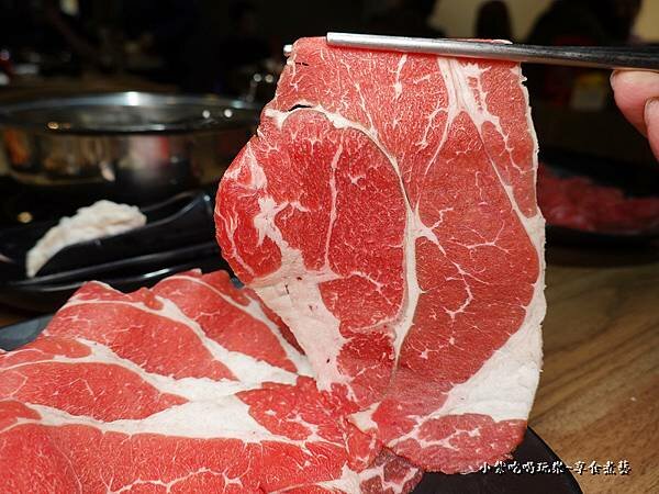 安格斯牛背肩 -孫太太嚴選超市火鍋桃園店 (3).jpg