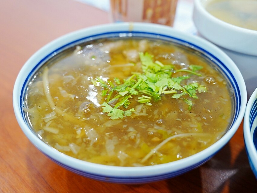 台中市北屯區王爺王肉羹|水湳市場旁必吃米糕、魚翅肉羹排隊小吃|台中水湳美食地圖