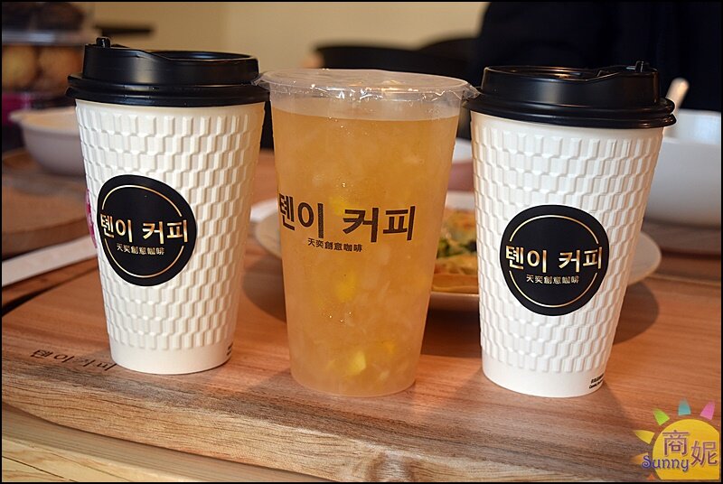 天奕創意料理咖啡|吃過一次就記住!韓文招牌賣義式料理台灣麵食.必點溫州大餛飩、超厚切XO醬牛肉燉飯-商妮吃喝遊樂