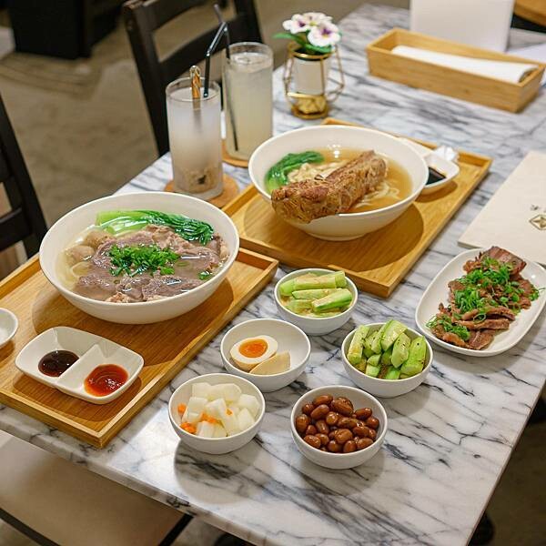 台北 中山區 新禾料理廚房 Culina Nova 新加坡白胡椒肉骨茶 11.jpg