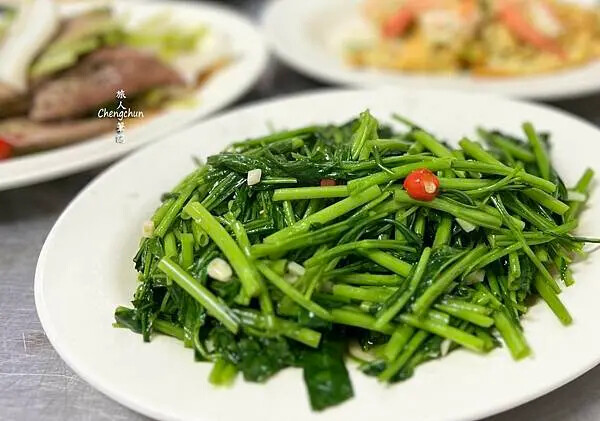 基隆美食【老林沙茶汕頭牛肉店】老店的經典滋味