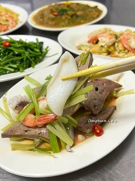 基隆美食【老林沙茶汕頭牛肉店】老店的經典滋味