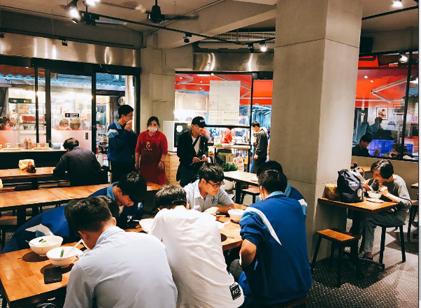 【府中】老曹餛飩|黃石市場一甲子老店+人氣團購美食