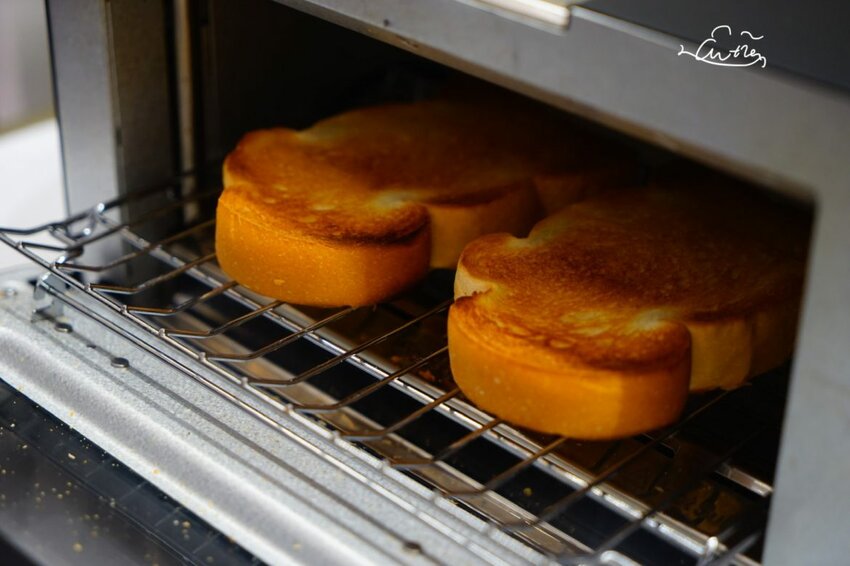 【樂兔洋食行x滿滿奶酥moomoo】遠百竹北必吃美食 顛覆味蕾的熱壓吐司不只是吐司！竹北美食/新竹美食/園區下午茶外送 - Cutier吃飯中 樂兔洋食行與滿滿奶酥在新開幕的「遠百竹北」推出季節限定品