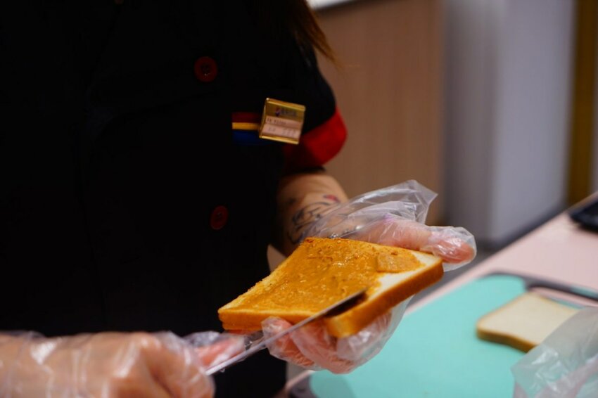 【樂兔洋食行x滿滿奶酥moomoo】遠百竹北必吃美食 顛覆味蕾的熱壓吐司不只是吐司！竹北美食/新竹美食/園區下午茶外送 - Cutier吃飯中 樂兔洋食行與滿滿奶酥在新開幕的「遠百竹北」推出季節限定品