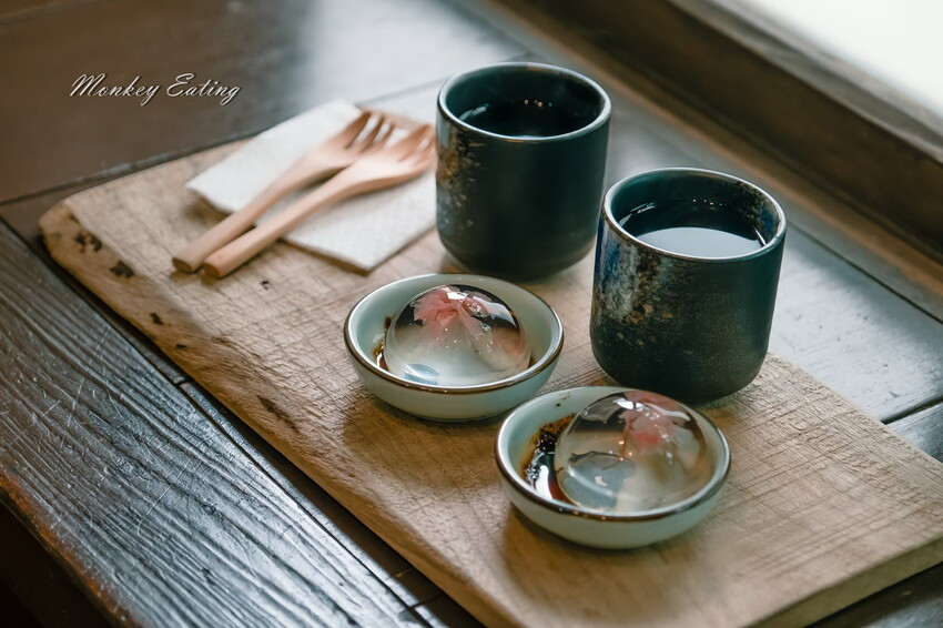 蕭如松藝術園區｜文青日式老宅院，和服體驗，四方青松茶屋，IG打卡櫻花水信玄餅 - 貪吃猴的幻想