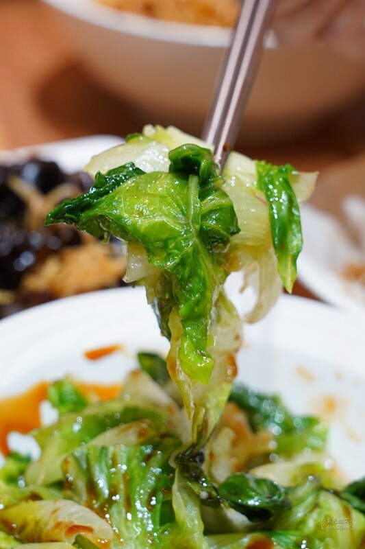 宜蘭羅東美食必吃！上品佑食堂炸蛋魯肉飯、客家湯圓在地人推爆。