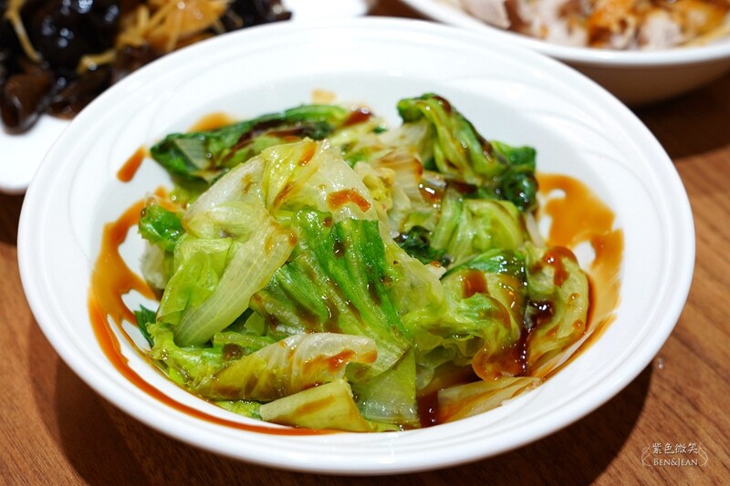 宜蘭羅東美食必吃！上品佑食堂炸蛋魯肉飯、客家湯圓在地人推爆。