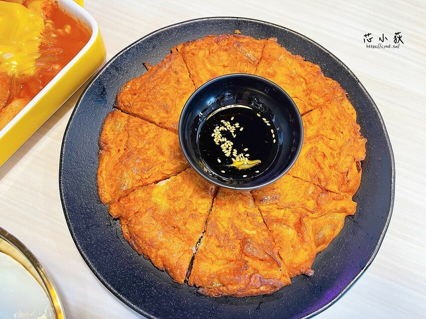 歐霸食鍋，台中中國醫百元平價道地韓式炸雞/炸醬麵/年糕/泡菜煎餅 - Cyndi loves 享食天堂