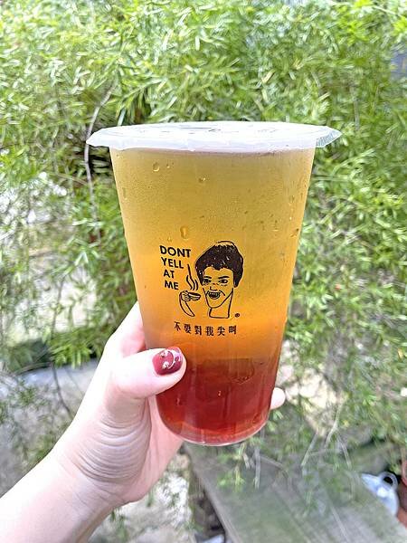 台北信義│飲料推薦│不要對我尖叫 情人節新品上市:浪漫玫瑰遇上回甘綠茶,飲料也可以很有滋味│玫瑰紅茶歐蕾+玫瑰荔枝氣泡飲+茉莉綠茶佐玫瑰凍│台北松菸店近捷運市政府站【附菜單】【網美飲料店】