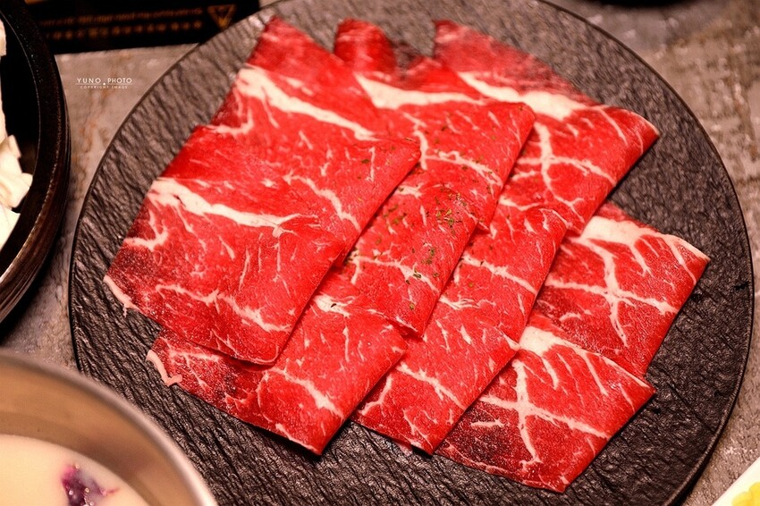 綠意盎然唯美森林系火鍋!霜淇淋飲料咖啡免費無限吃到飽|森饗鍋物 Senn shabu-台中漢口館