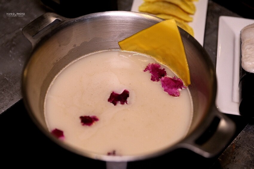 綠意盎然唯美森林系火鍋!霜淇淋飲料咖啡免費無限吃到飽|森饗鍋物 Senn shabu-台中漢口館