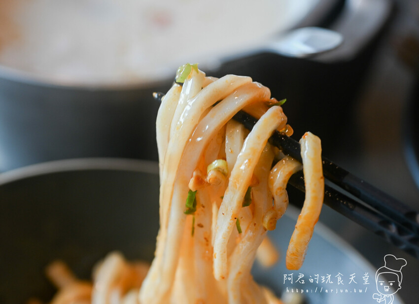 【台中】森饗鍋物漢口店｜挑戰台中最美森林系火鍋店，吃火鍋還能享受被植物包圍的幸福感 » 阿君的玩食天堂